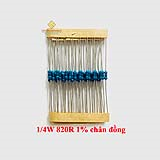 Điện trở vạch 1/4W 820R 1% chân đồng (50c)