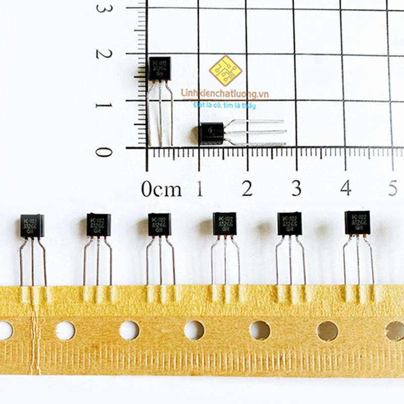50pcs 2SA1266-GR A1266 Transistor – TO-92 Package – NEW Unbranded
